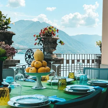 Blanco Villa